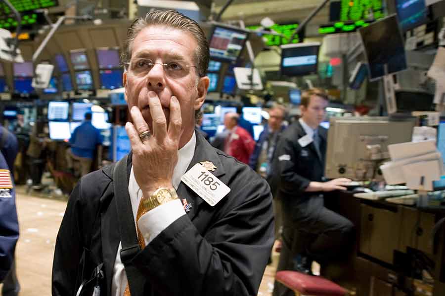 New York-börsen upplevde största nedgången på nästan två veckor - trader-wall-street-900