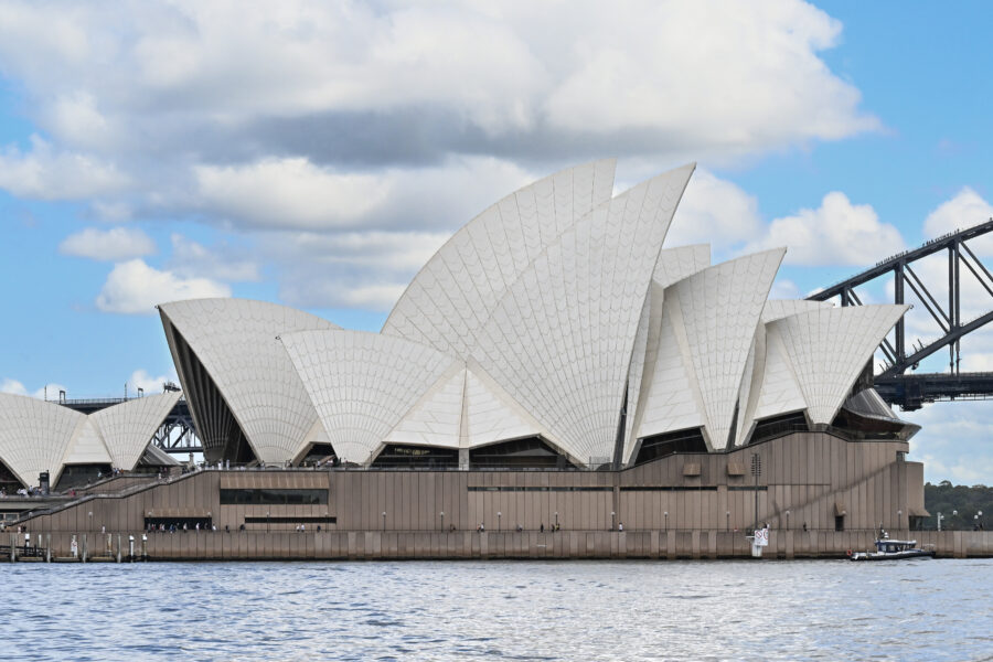 Australien höjer oväntat styrräntan - OPERAHUSET-SYDNEY