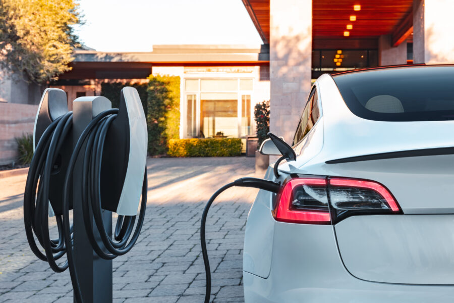 Tesla stiger efter Musks stöd till Trump - DestinationCharging_98