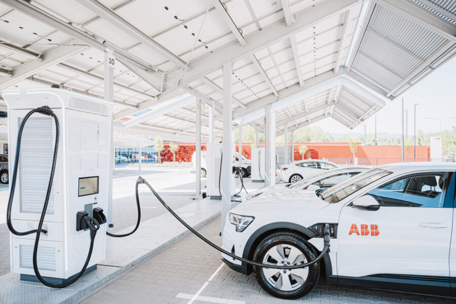 Källor: ABB vill sälja alla laddningsstationer - ABB-E-mobility-delivers-millionth-EV-charger