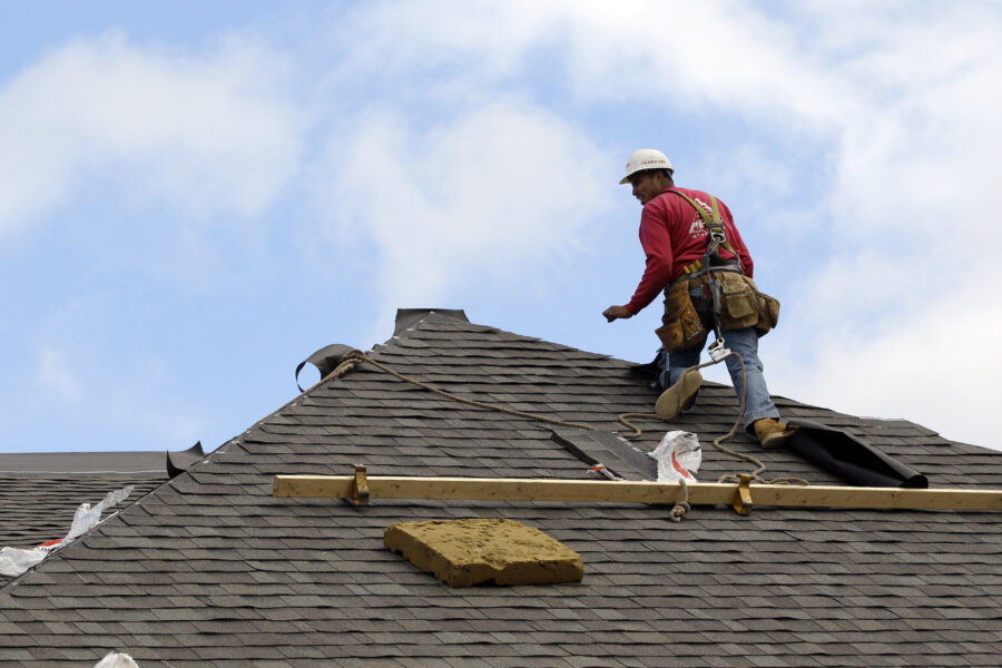 Nya arbetssökanden i USA steg till 232 000 förra veckan - Builder Sentiment