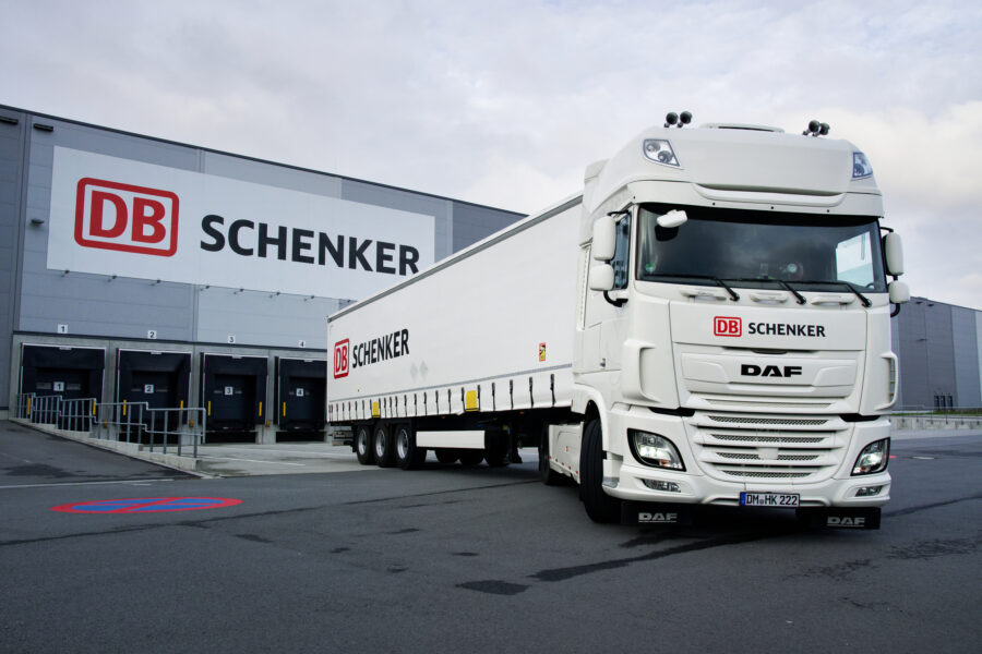 CVC redo att höja budet på Schenker - DB Schenker in Rostock