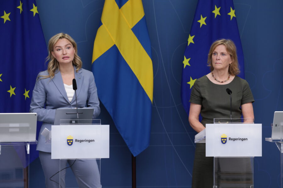 Energi- och näringsminister Ebba Busch (KD) och Svenska kraftnäts generaldirektör Lotta Medelius-Bredhe.