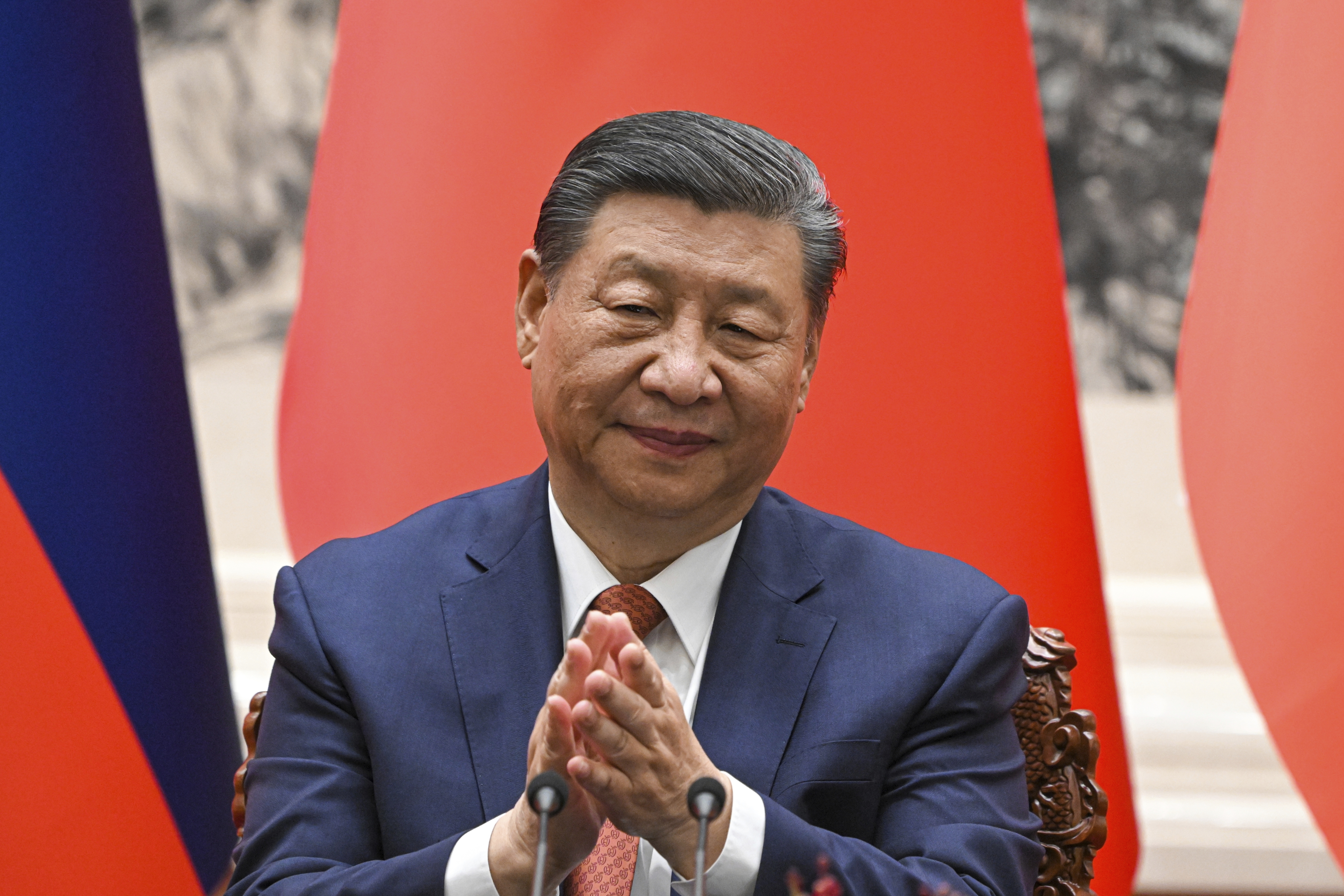 Xi Jinping: ”Inget kan stoppa Kinas återförening med Taiwan”