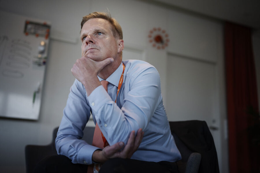 Swedbank ska återköpa aktier för högst 700 miljoner - Allmänt, Jens Henriksson, VD Swedbank