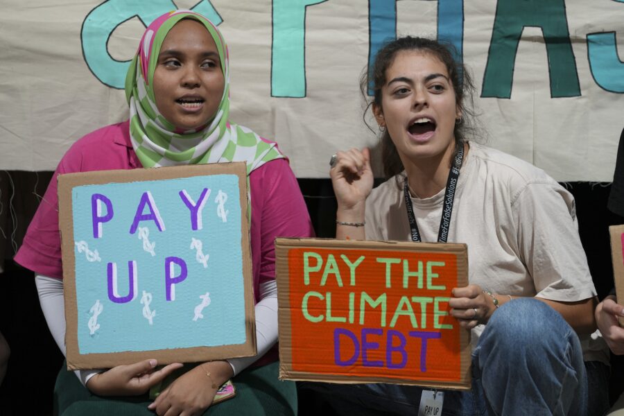 Förslag under klimatmötet: Rika länder ska bidra med 250 miljarder dollar per år - COP29 Climate Summit