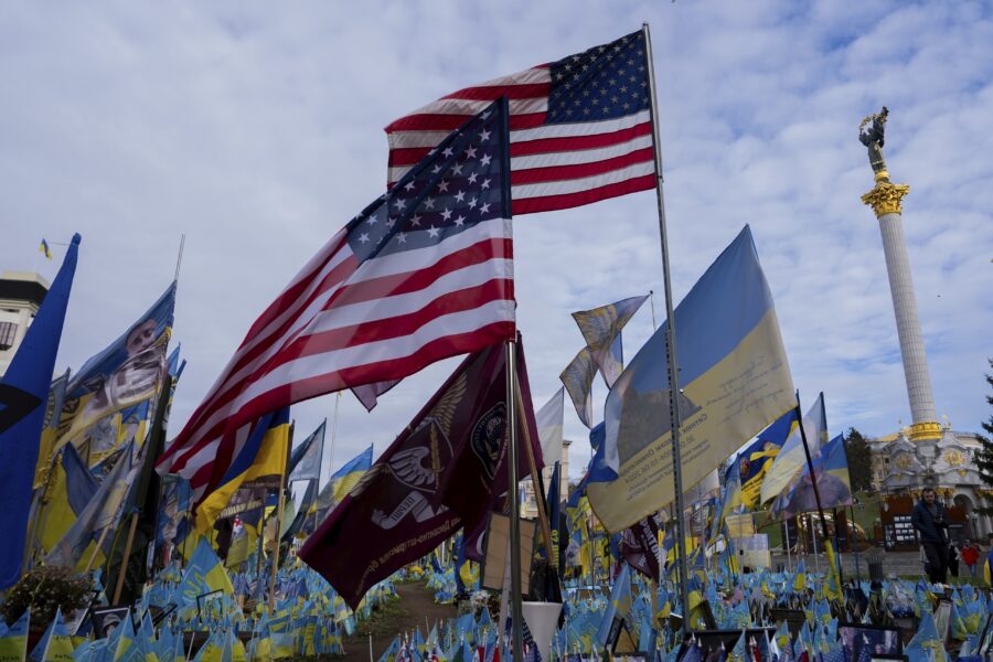 USA stänger ambassaden i Kiev – varning om flygattack - US Election 2024 Global Reaction Ukraine