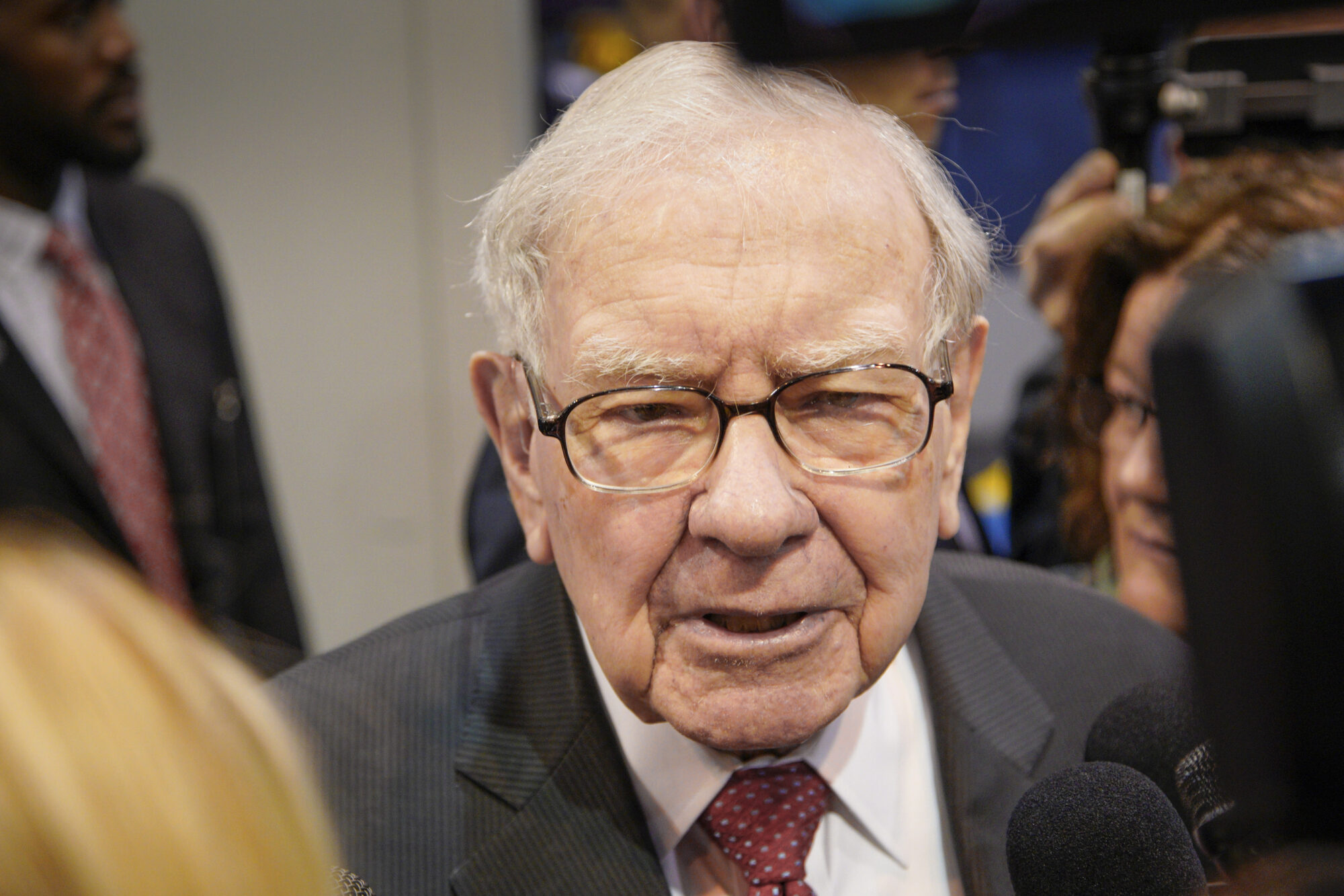 Warren Buffett donerar 1 miljard dollar