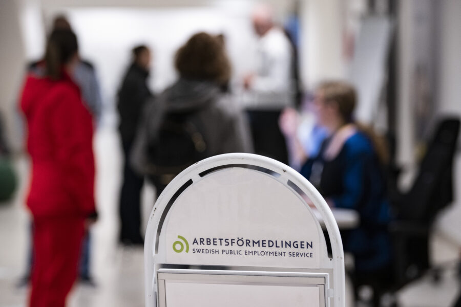 Antalet öppet arbetslösa i Sverige ökar - Arbetsförmedlingen Arbetslösa Arbetslöshet