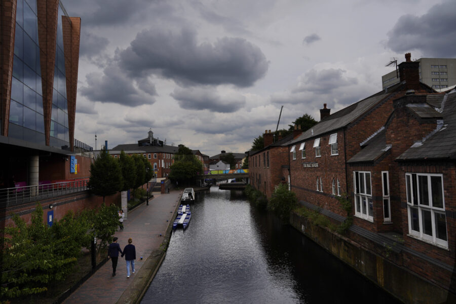 Storbritanniens huspriser ökade mer än väntat i december - Birmingham Storbirtannien hus bostad