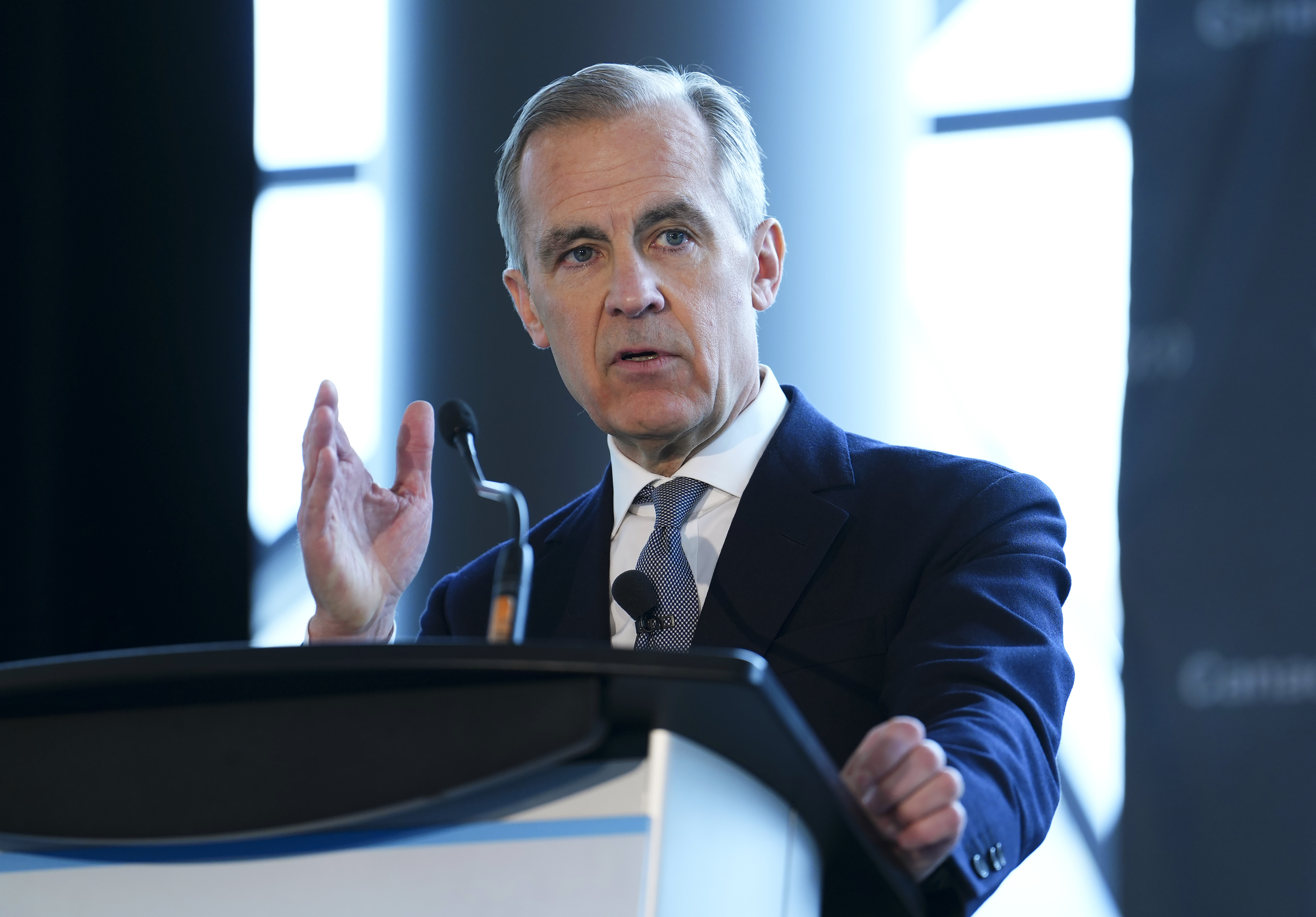 Mark Carney uppges överväga att efterträda Trudeau som Kanadas premiärminister